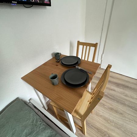 Guenstiges Apartment Gelsenkirchen Schalke מראה חיצוני תמונה