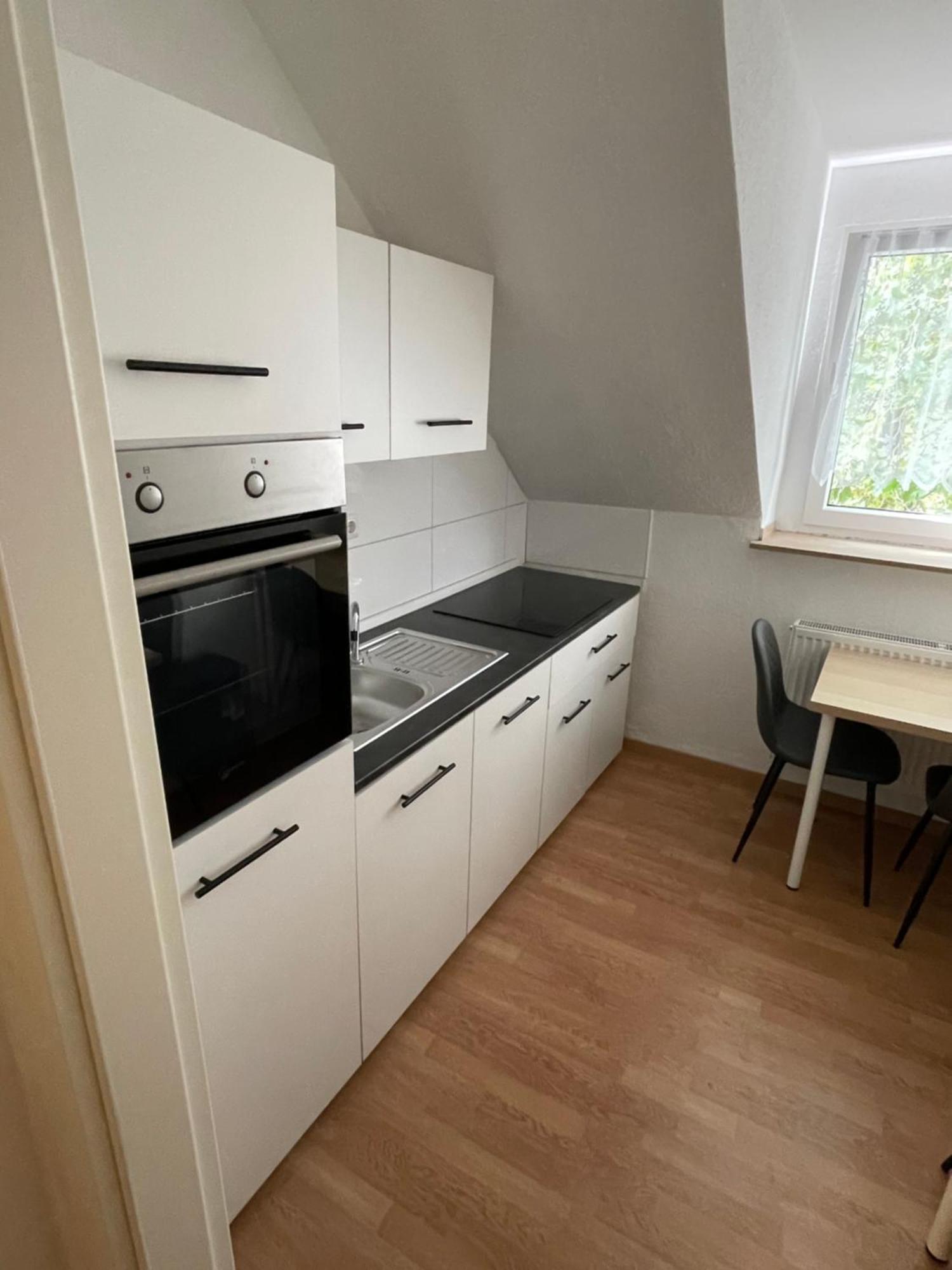 Guenstiges Apartment Gelsenkirchen Schalke מראה חיצוני תמונה