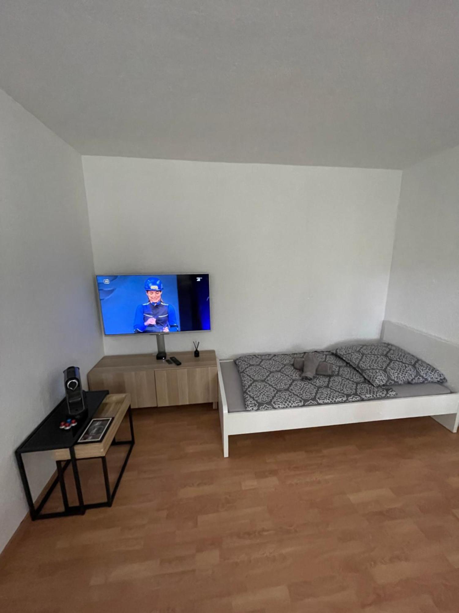 Guenstiges Apartment Gelsenkirchen Schalke מראה חיצוני תמונה